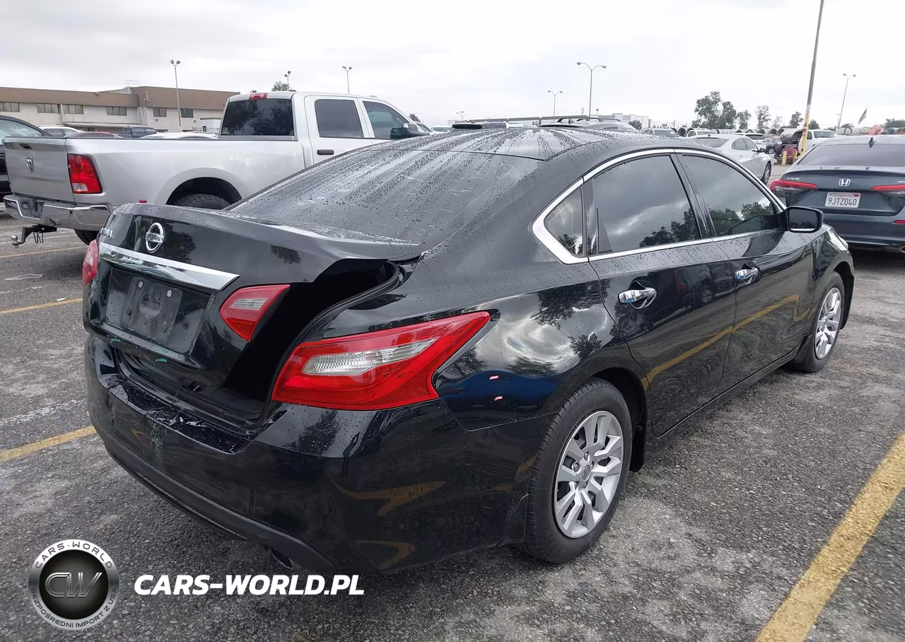 2018 Nissan Altima 2.5 S VIN:1N4AL3AP0JC280873 - 4