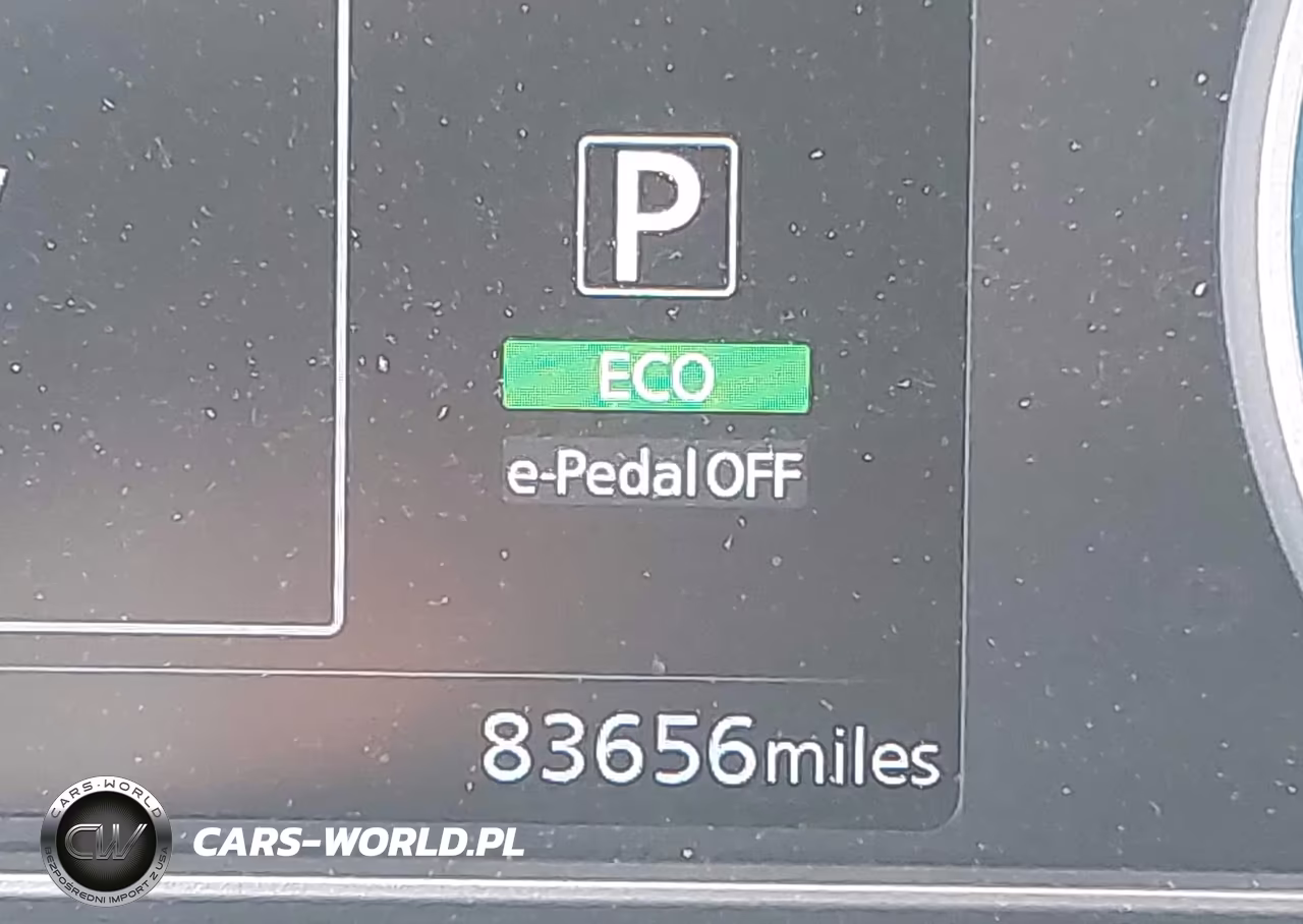 2018 Nissan Leaf S VIN:1N4AZ1CP4JC303183 - 15