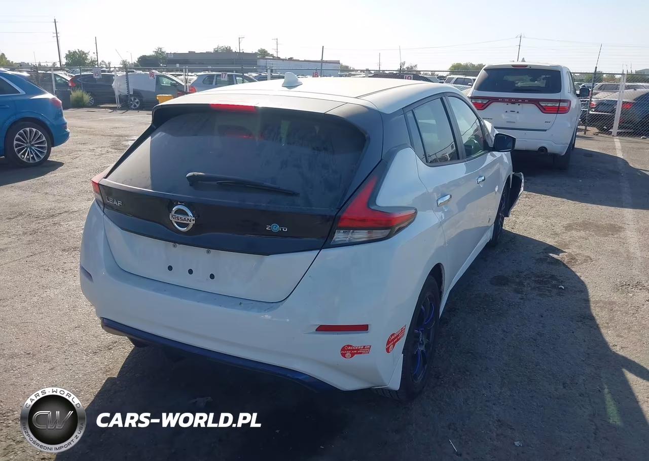 2018 Nissan Leaf S VIN:1N4AZ1CP4JC303183 - 4