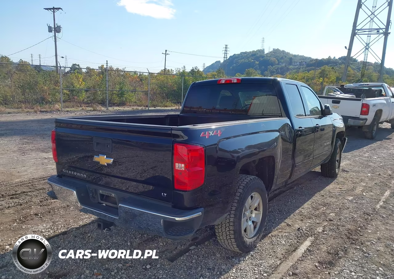 2018 Chevrolet Silverado 1500 1Lt VIN:1GCVKREC4JZ164761 - 4