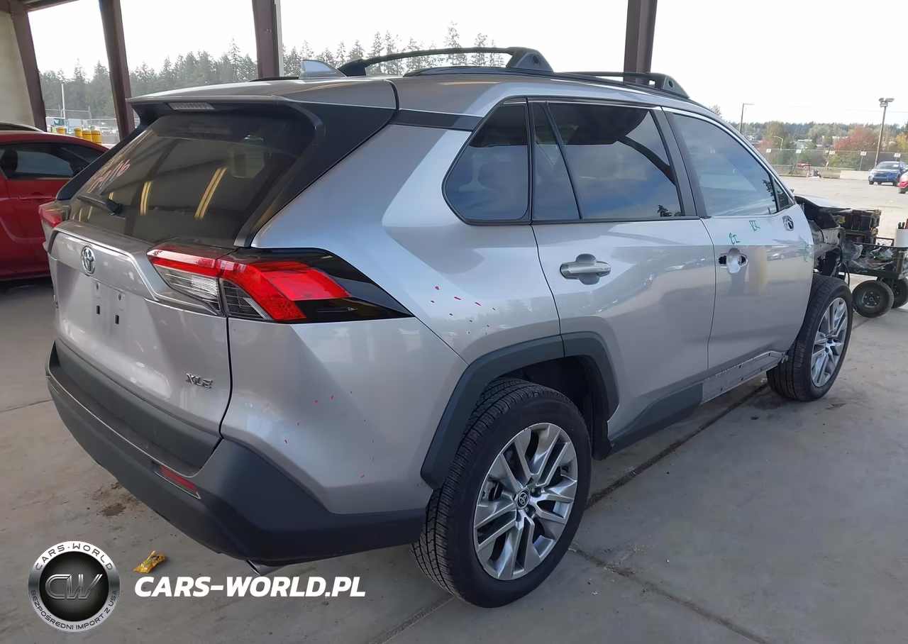 2022 Toyota Rav4 Xle Premium VIN:2T3C1RFV0NC208837 - 4