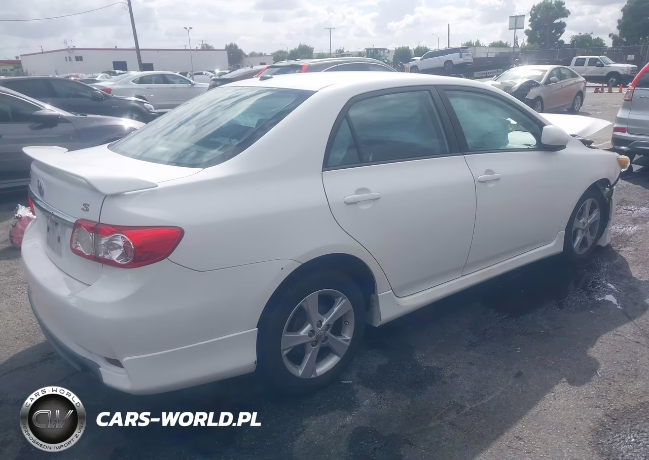 2012 Toyota Corolla S VIN:2T1BU4EE6CC914188 - 4