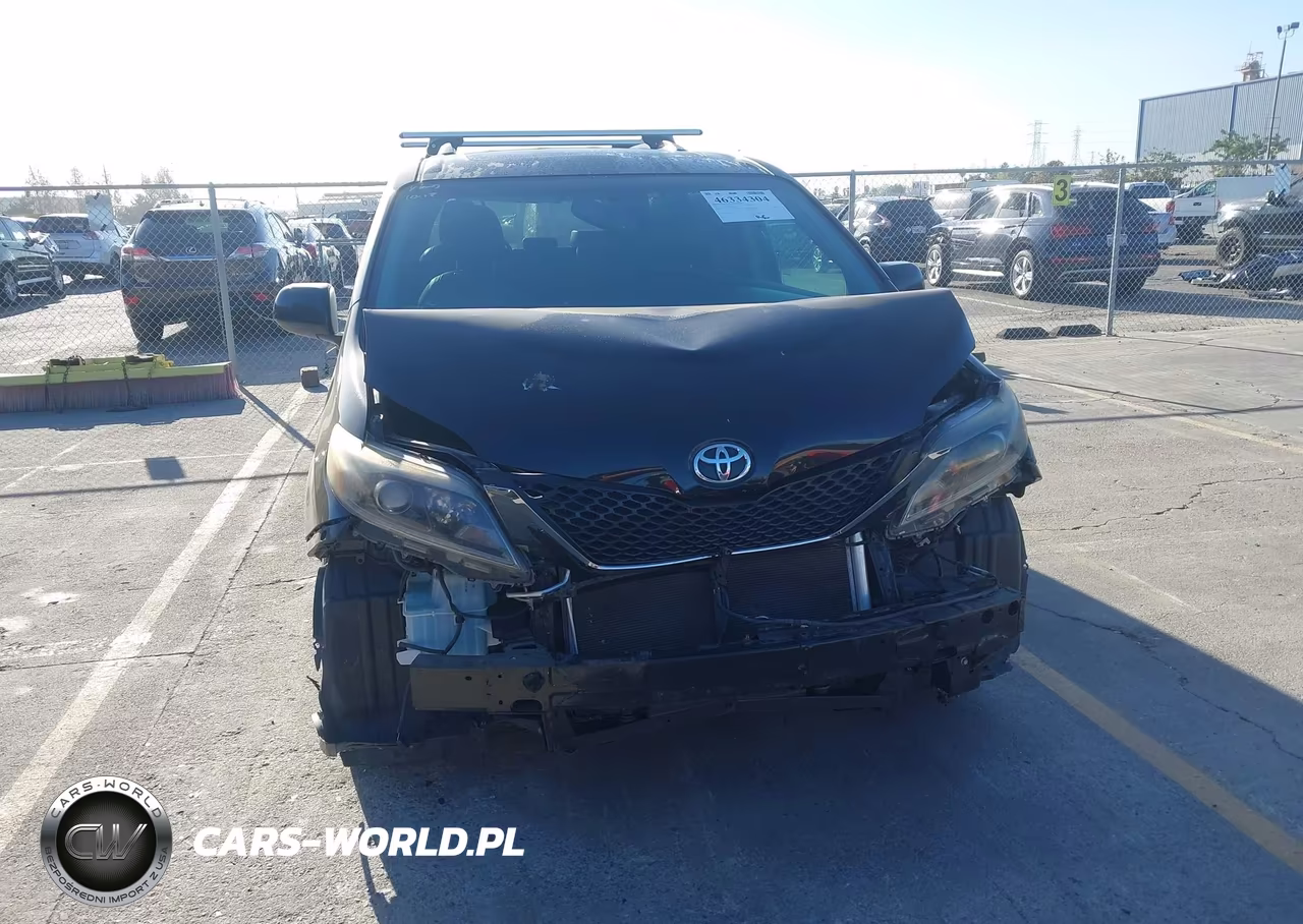 2017 Toyota Sienna Se 8 Passenger VIN:5TDXZ3DC3HS857822 - 14