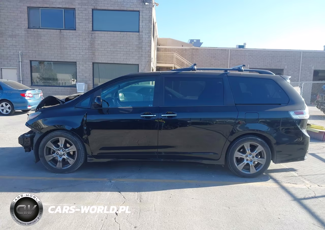2017 Toyota Sienna Se 8 Passenger VIN:5TDXZ3DC3HS857822 - 16