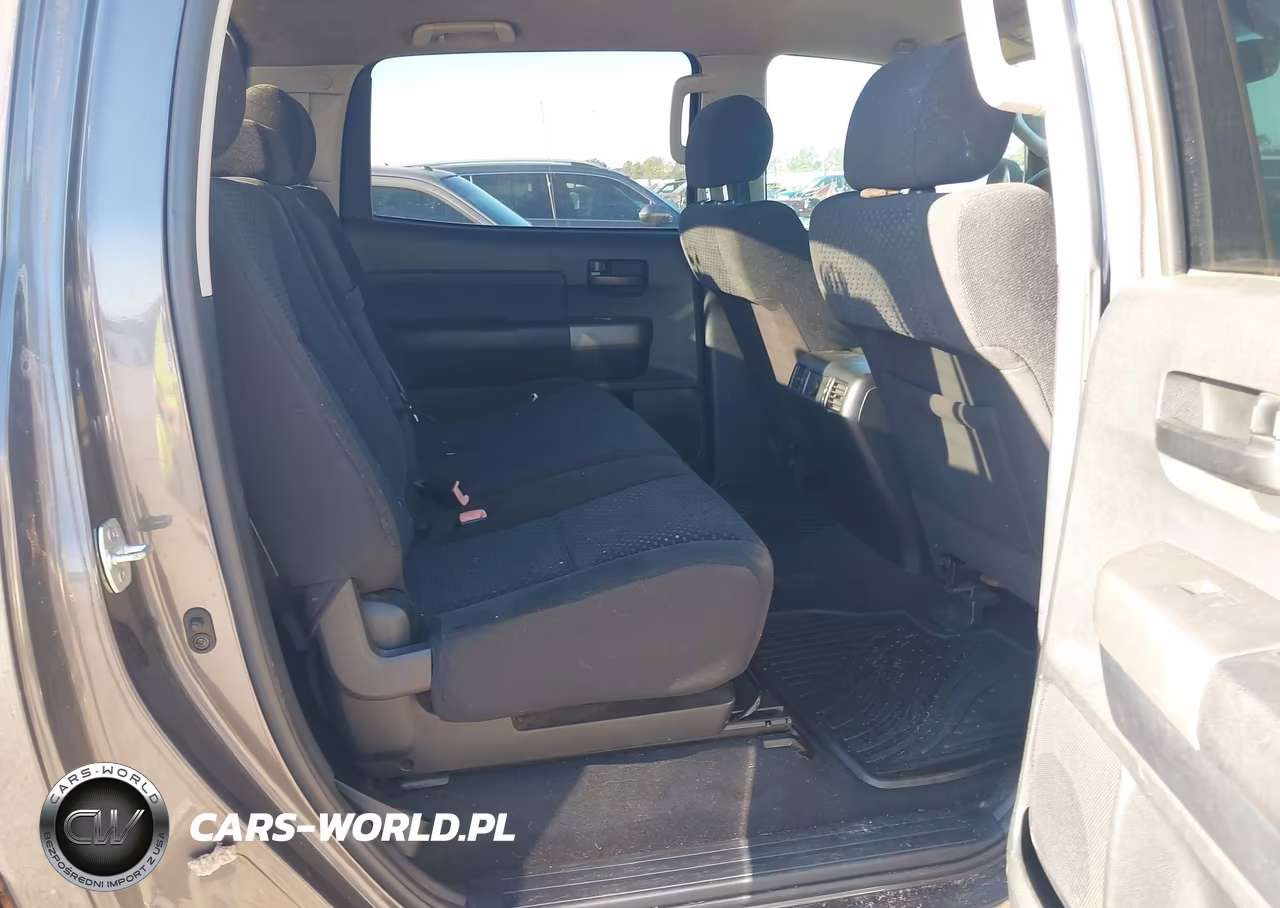 2012 Toyota Tundra VIN:5TFDW5F19CX214879 - 8