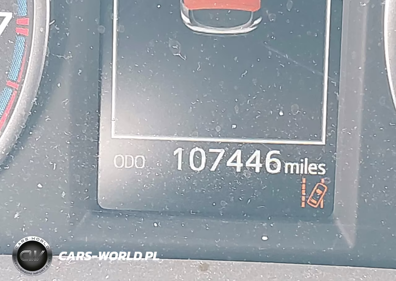 2018 Toyota Rav4 Le VIN:2T3BFREV5JW780879 - 16