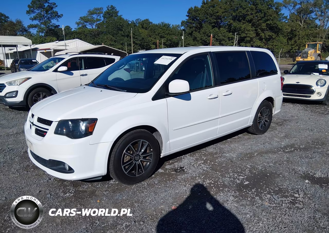 2016 Dodge Grand Caravan R-T VIN:2C4RDGEG7GR310303 - 2
