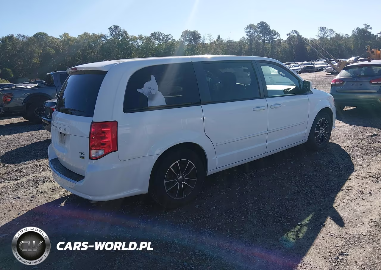 2016 Dodge Grand Caravan R-T VIN:2C4RDGEG7GR310303 - 4