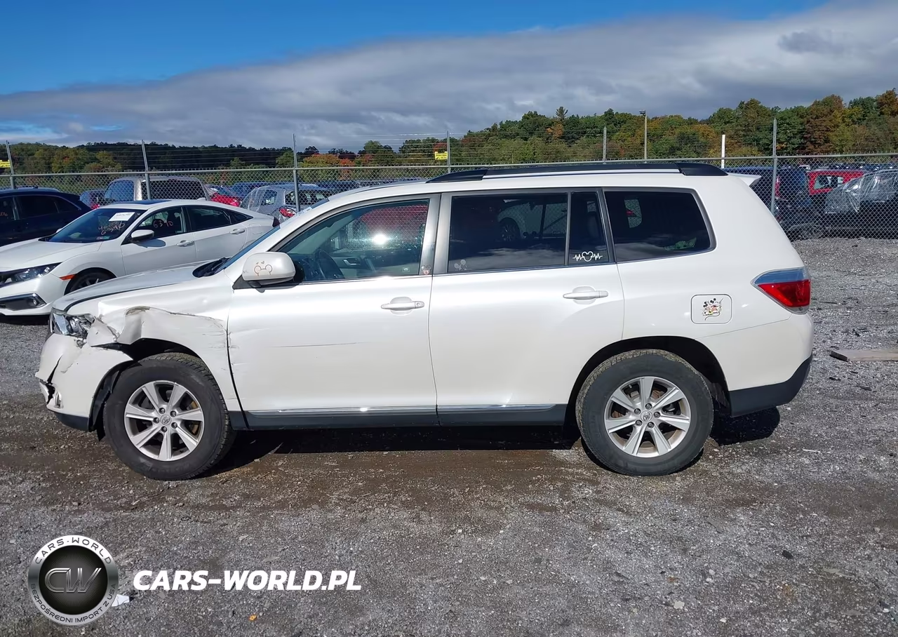 2013 Toyota Highlander Se V6 VIN:5TDBK3EH5DS203651 - 14