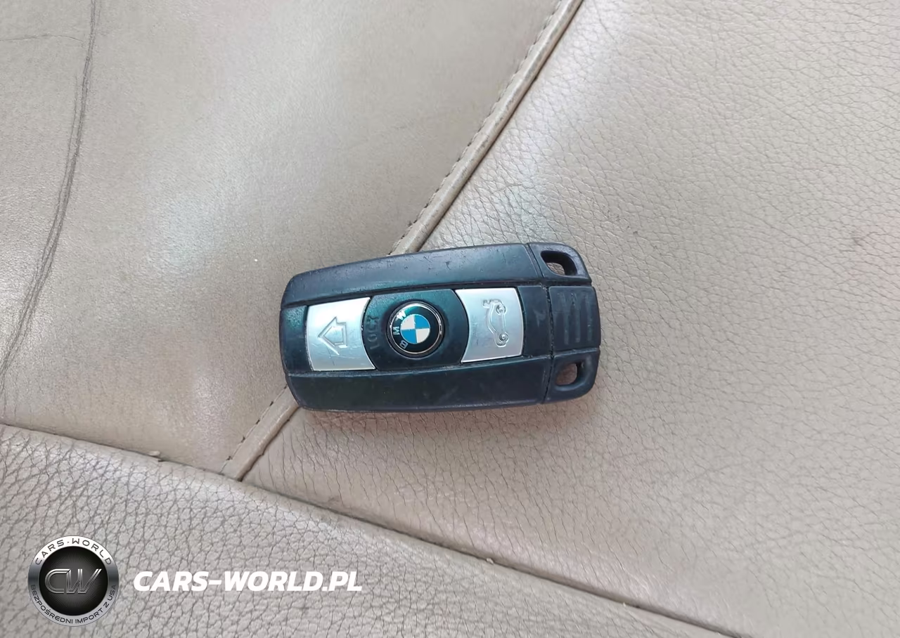 2011 BMW 328I xDrive VIN:WBAPK5C50BA661809 - 11