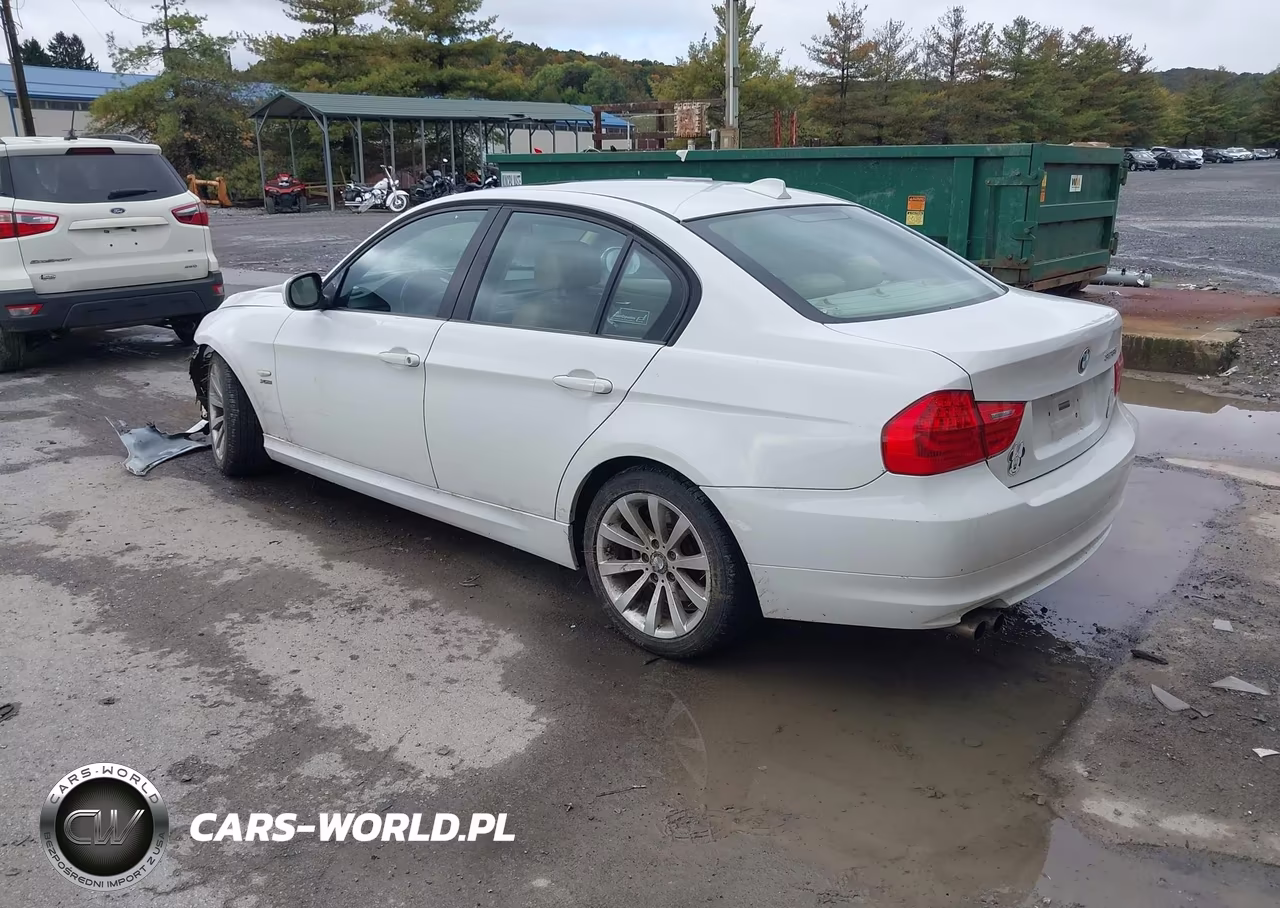 2011 BMW 328I xDrive VIN:WBAPK5C50BA661809 - 3