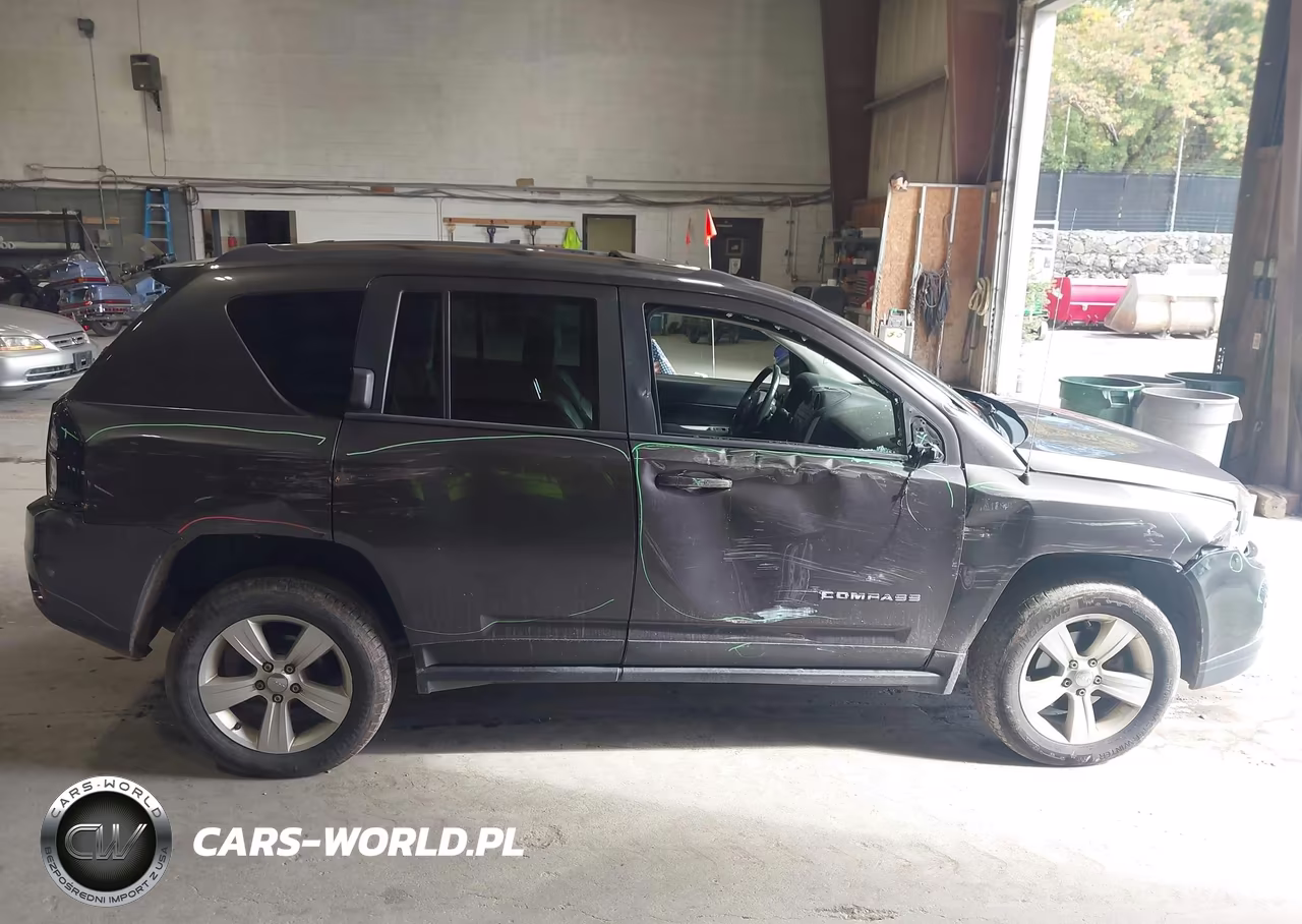 2014 Jeep Compass Latitude VIN:1C4NJDEB9ED761193 - 6