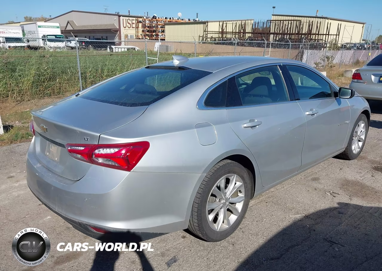 2019 Chevrolet Malibu Lt VIN:1G1ZD5ST9KF155686 - 4