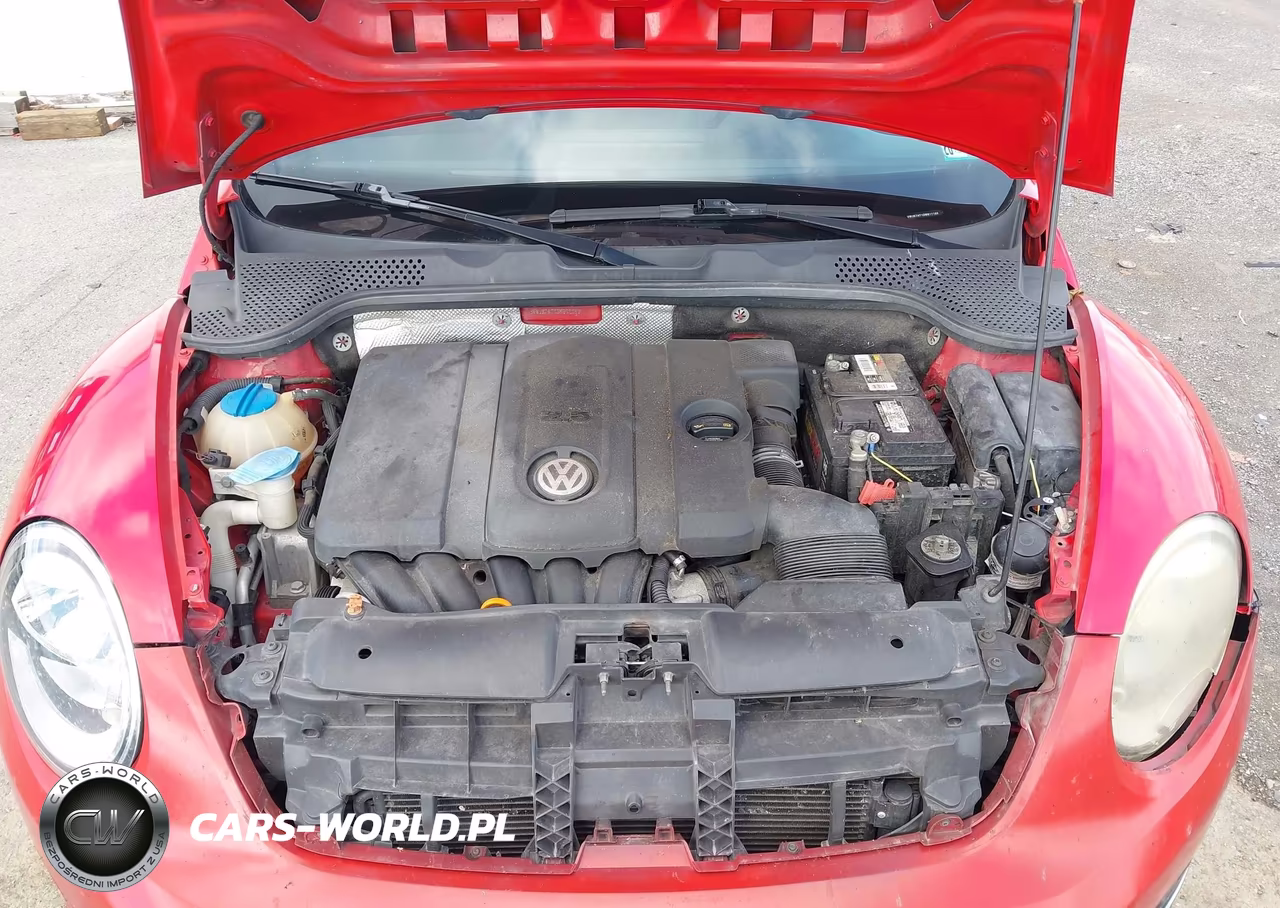 2013 Volkswagen Beetle 2.5L VIN:3VWJX7AT1DM611186 - 10