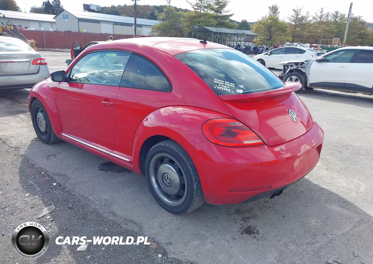 2013 Volkswagen Beetle 2.5L VIN:3VWJX7AT1DM611186 - 3