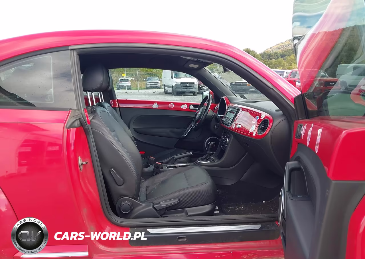 2013 Volkswagen Beetle 2.5L VIN:3VWJX7AT1DM611186 - 5