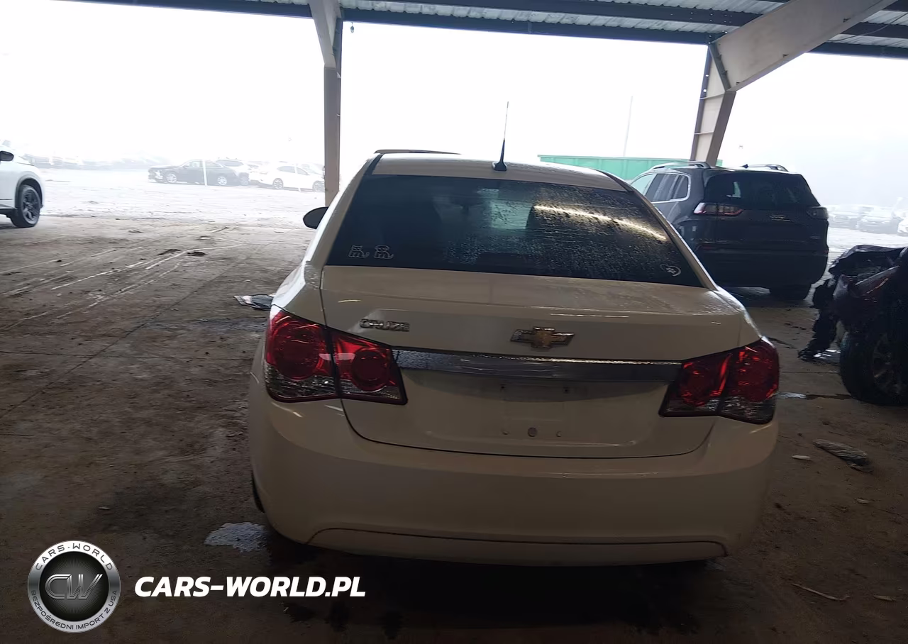 2014 Chevrolet Cruze Ls Auto VIN:1G1PA5SH8E7483983 - 16