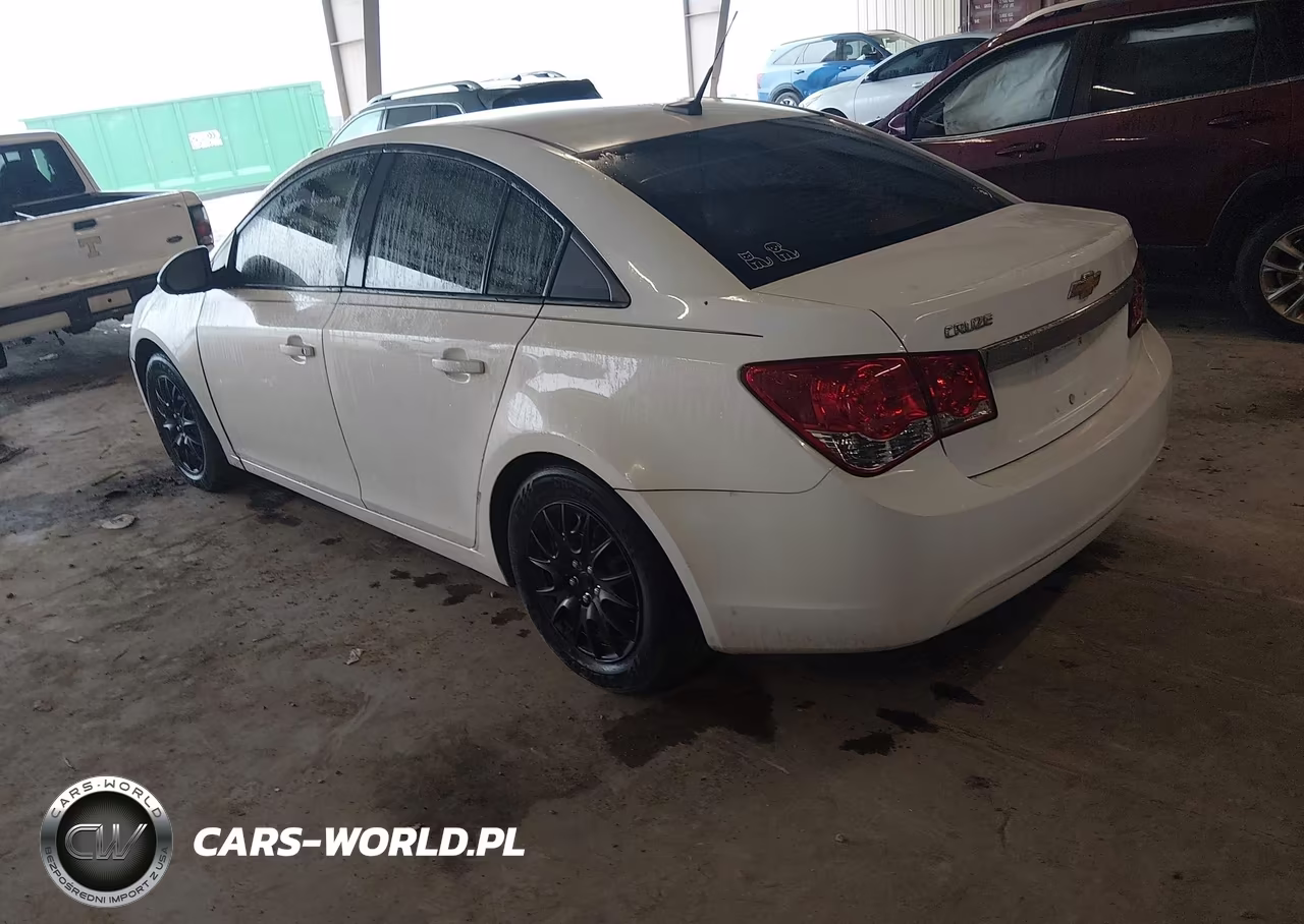 2014 Chevrolet Cruze Ls Auto VIN:1G1PA5SH8E7483983 - 3