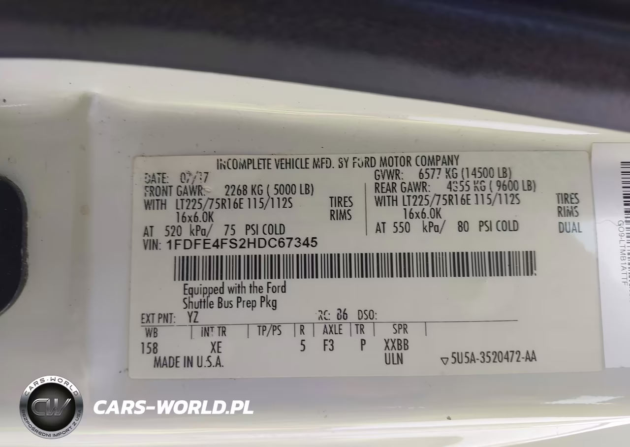 2017 Ford E-450 Cutaway VIN:1FDFE4FS2HDC67345 - 9