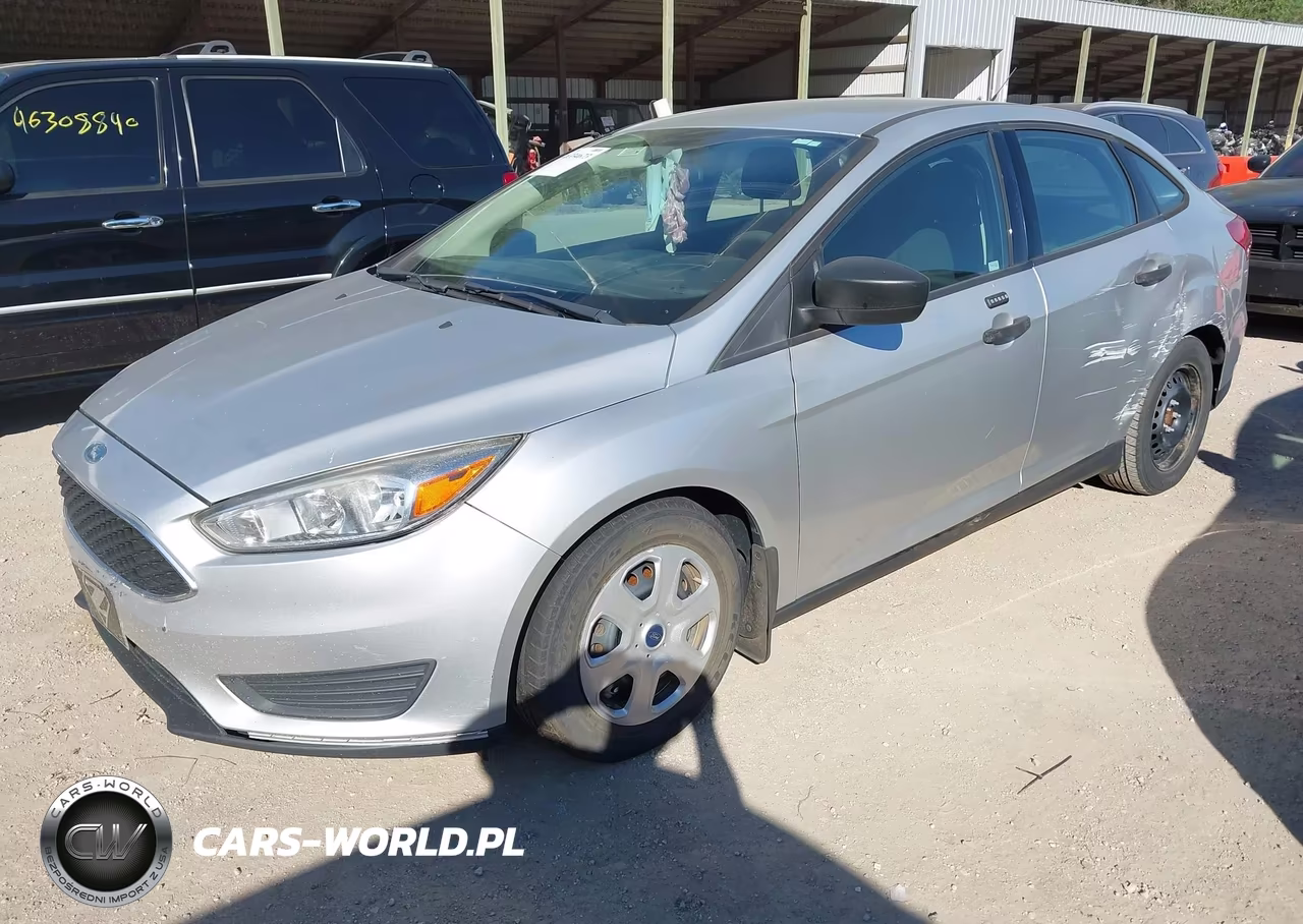 2016 Ford Focus S VIN:1FADP3E20GL230662 - 2