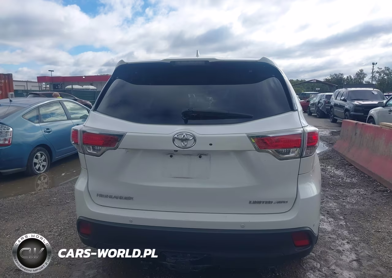 2015 Toyota Highlander Limited Platinum V6 VIN:5TDDKRFH8FS110832 - 16