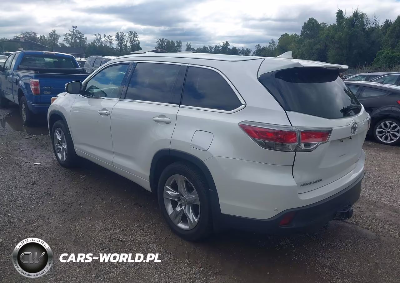 2015 Toyota Highlander Limited Platinum V6 VIN:5TDDKRFH8FS110832 - 3