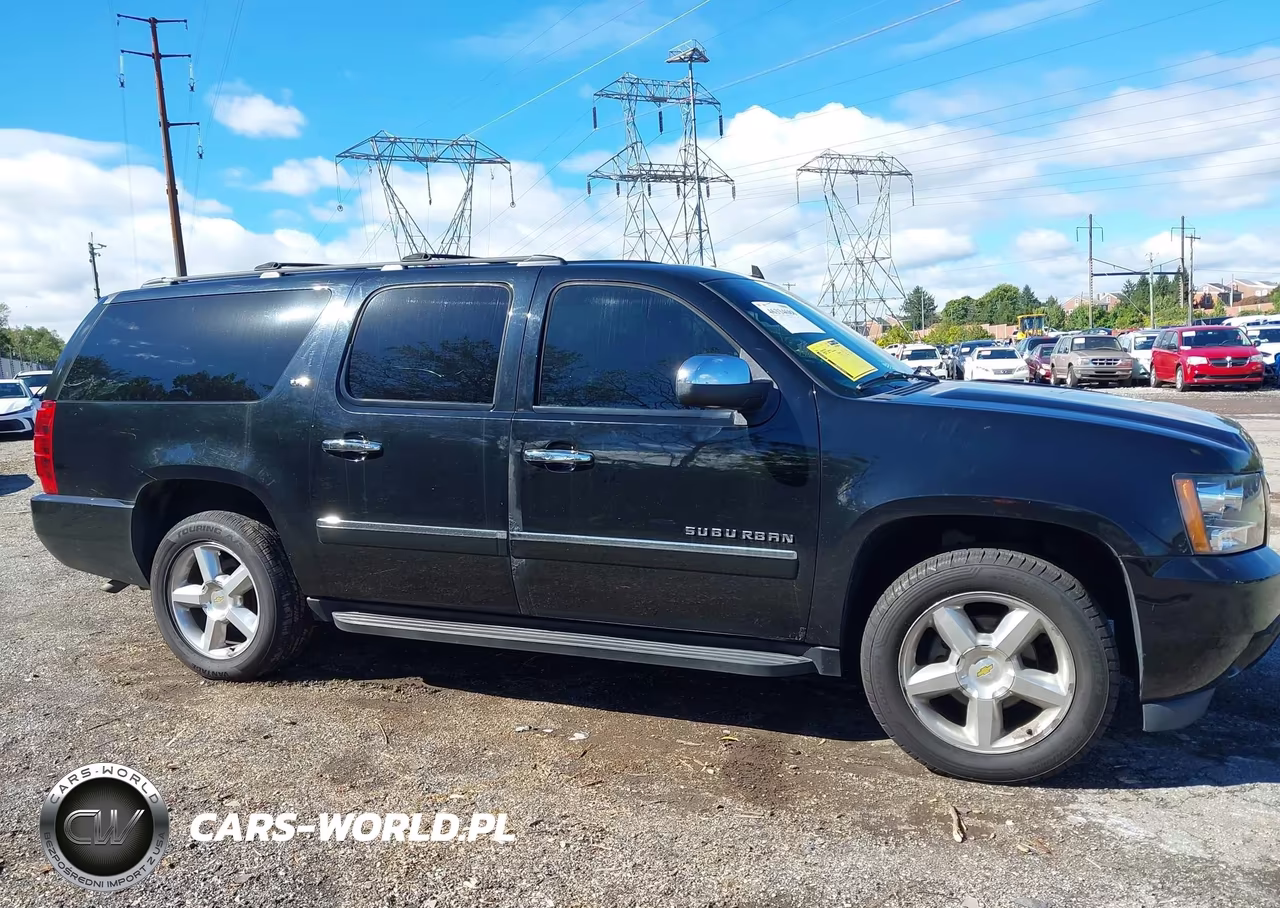 2010 Chevrolet Suburban 1500 Ltz VIN:1GNUKKE31AR152870 - 14