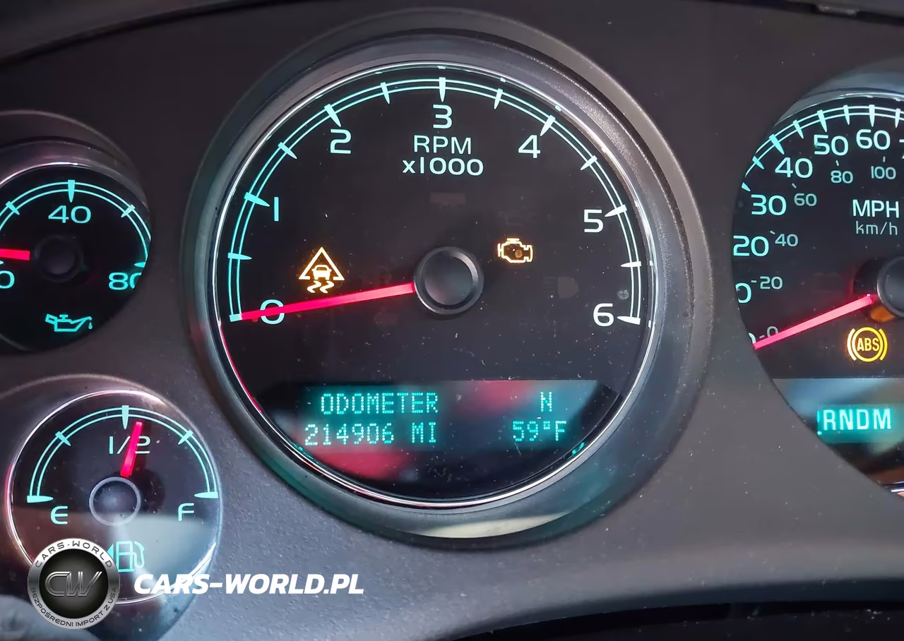 2010 Chevrolet Suburban 1500 Ltz VIN:1GNUKKE31AR152870 - 16