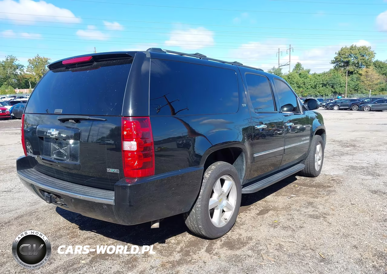 2010 Chevrolet Suburban 1500 Ltz VIN:1GNUKKE31AR152870 - 4