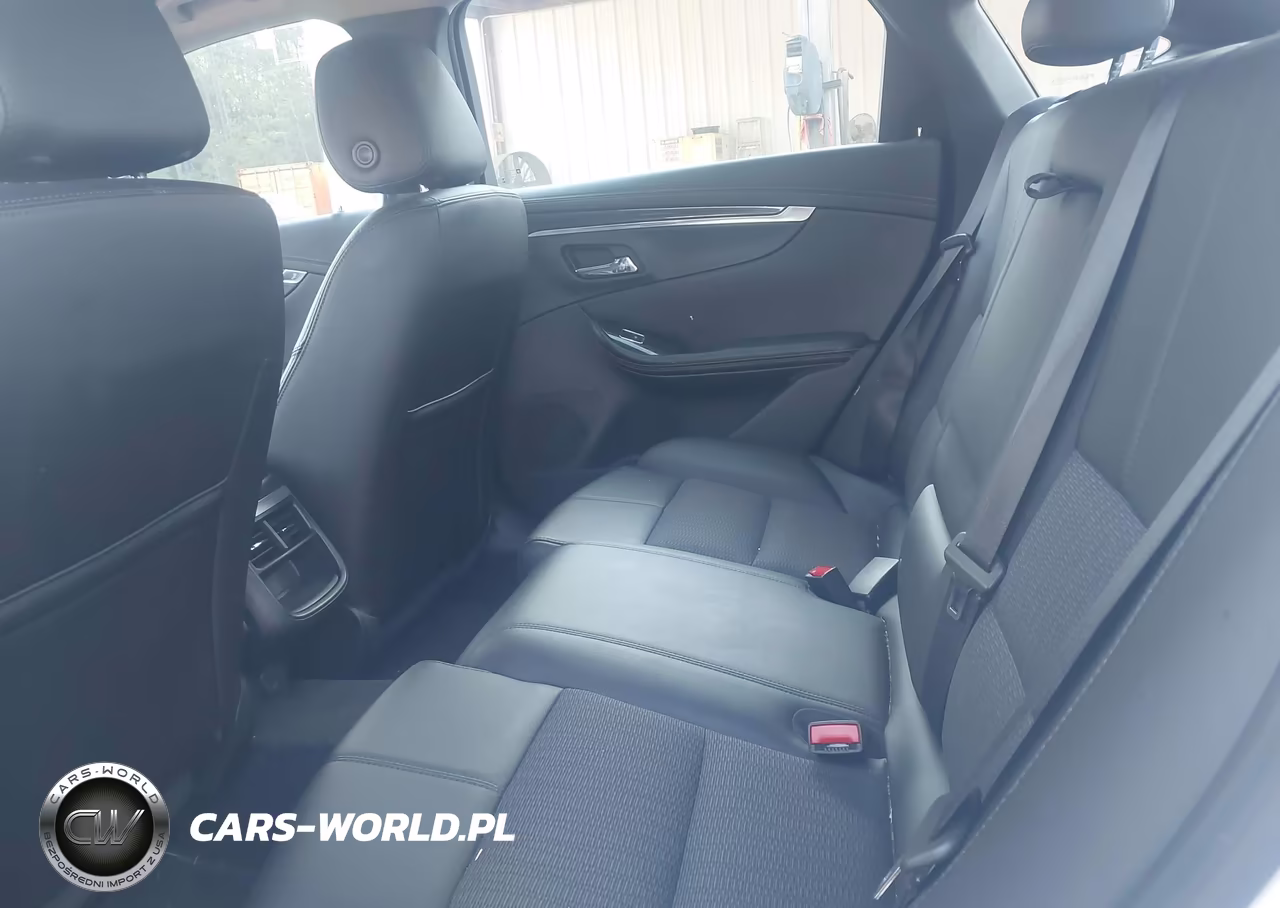 2018 Chevrolet Impala 1Lt VIN:2G1105S38J9136496 - 8