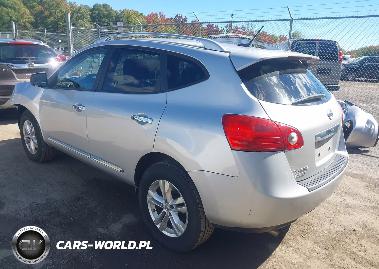 2015 Nissan Rogue Select S VIN:JN8AS5MV3FW250764 - 3