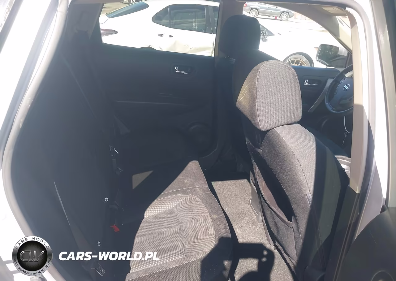 2015 Nissan Rogue Select S VIN:JN8AS5MV3FW250764 - 8