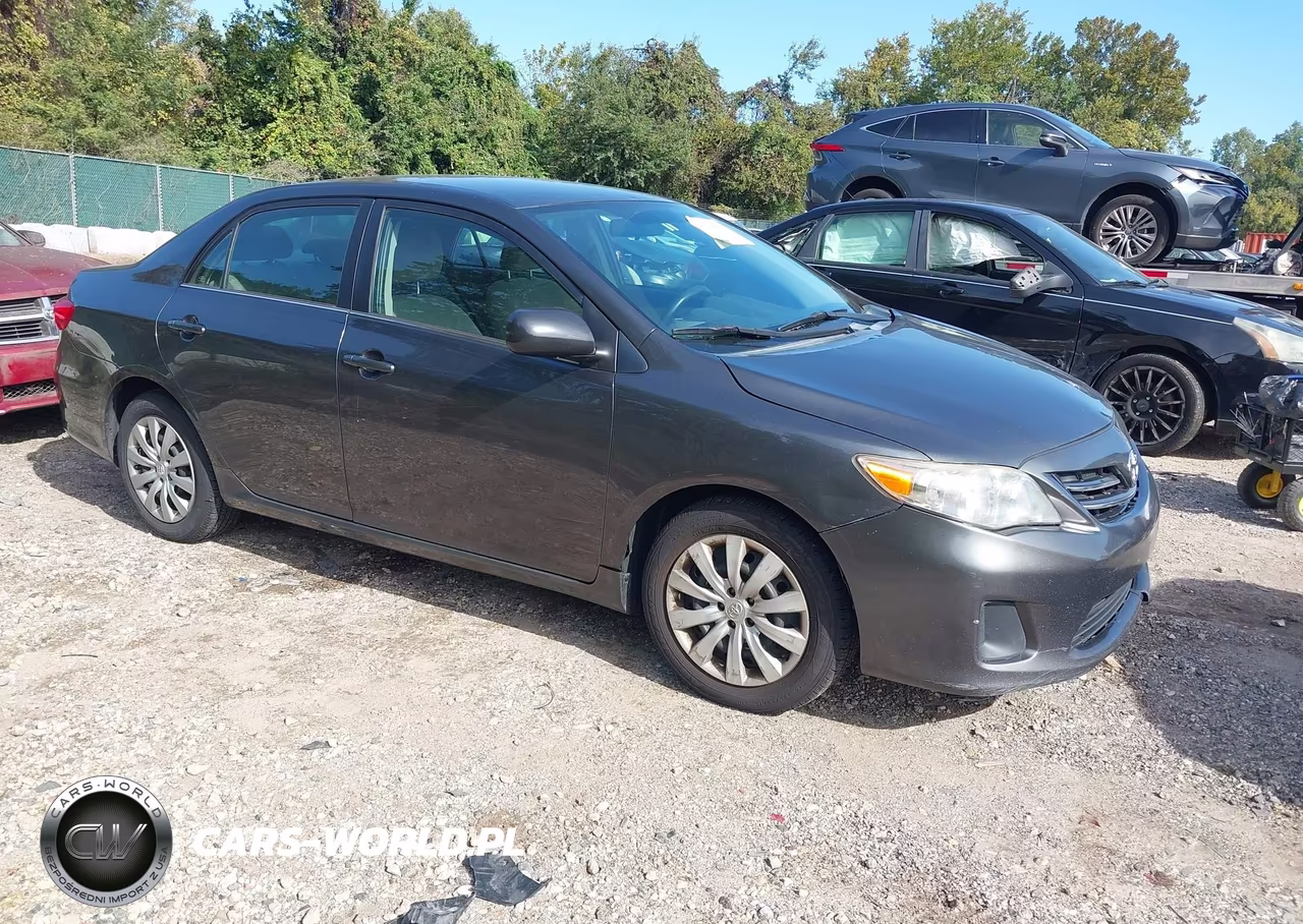 2013 Toyota Corolla Le – zdjęcie 1 z 16