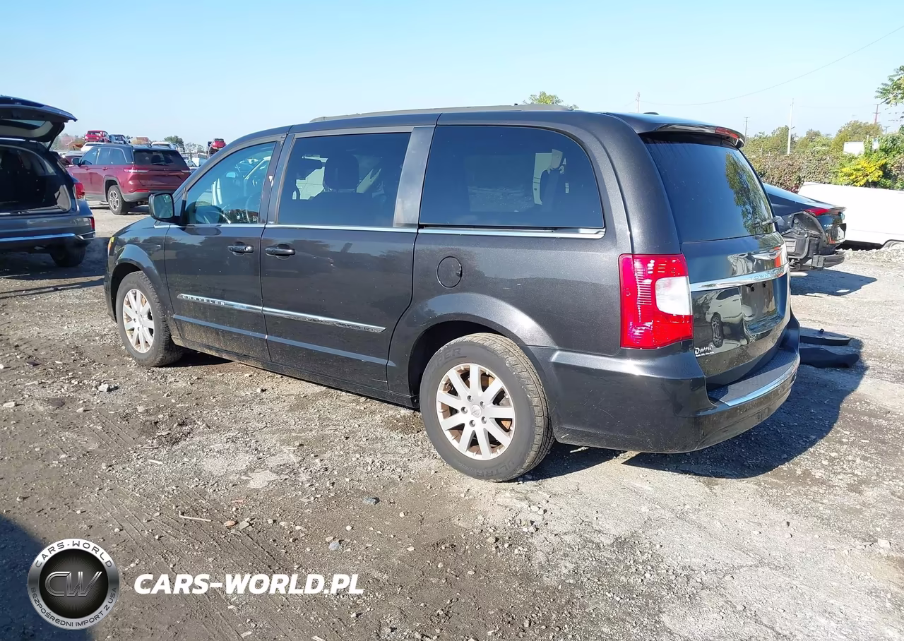 2014 Chrysler Town & Country Touring VIN:2C4RC1BG2ER251565 - 3