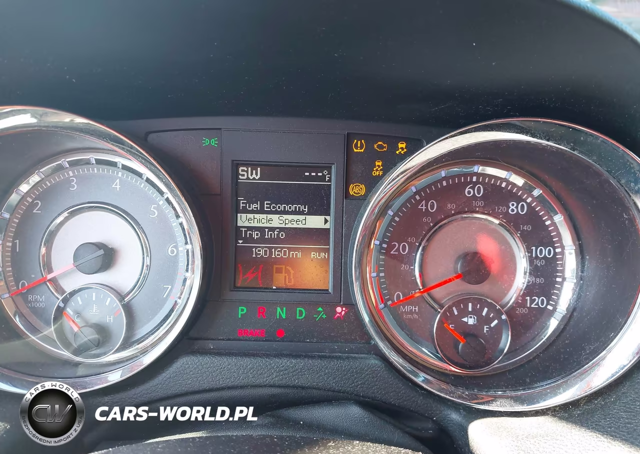 2014 Chrysler Town & Country Touring VIN:2C4RC1BG2ER251565 - 7