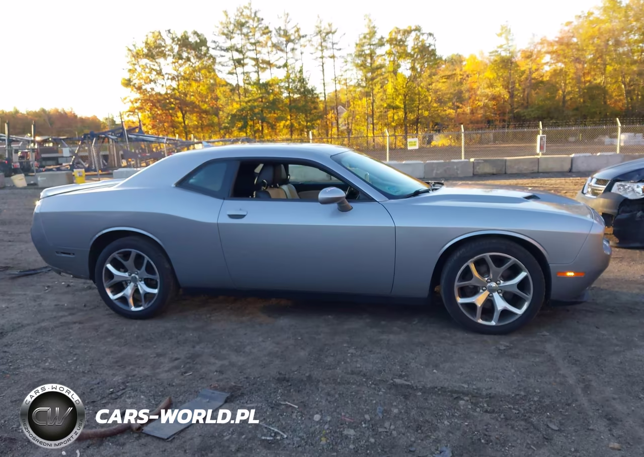 2015 Dodge Challenger Sxt Plus VIN:2C3CDZBG0FH705647 - 14