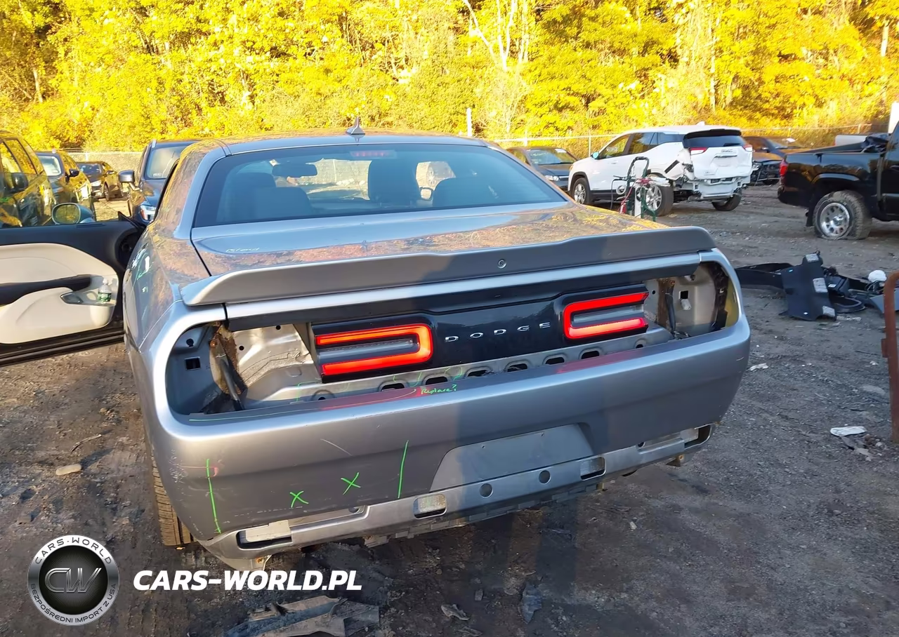 2015 Dodge Challenger Sxt Plus VIN:2C3CDZBG0FH705647 - 6