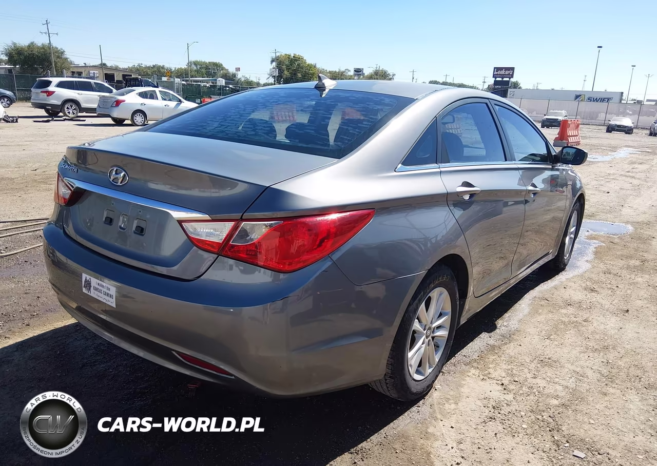 2013 Hyundai Sonata Gls VIN:5NPEB4AC4DH554425 - 4