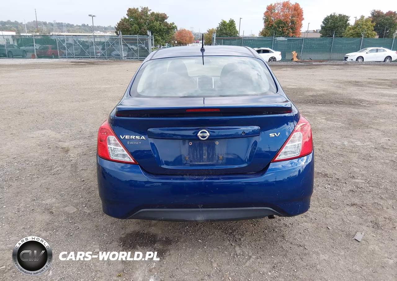 2018 Nissan Versa VIN:3N1CN7AP1JL813096 - 17
