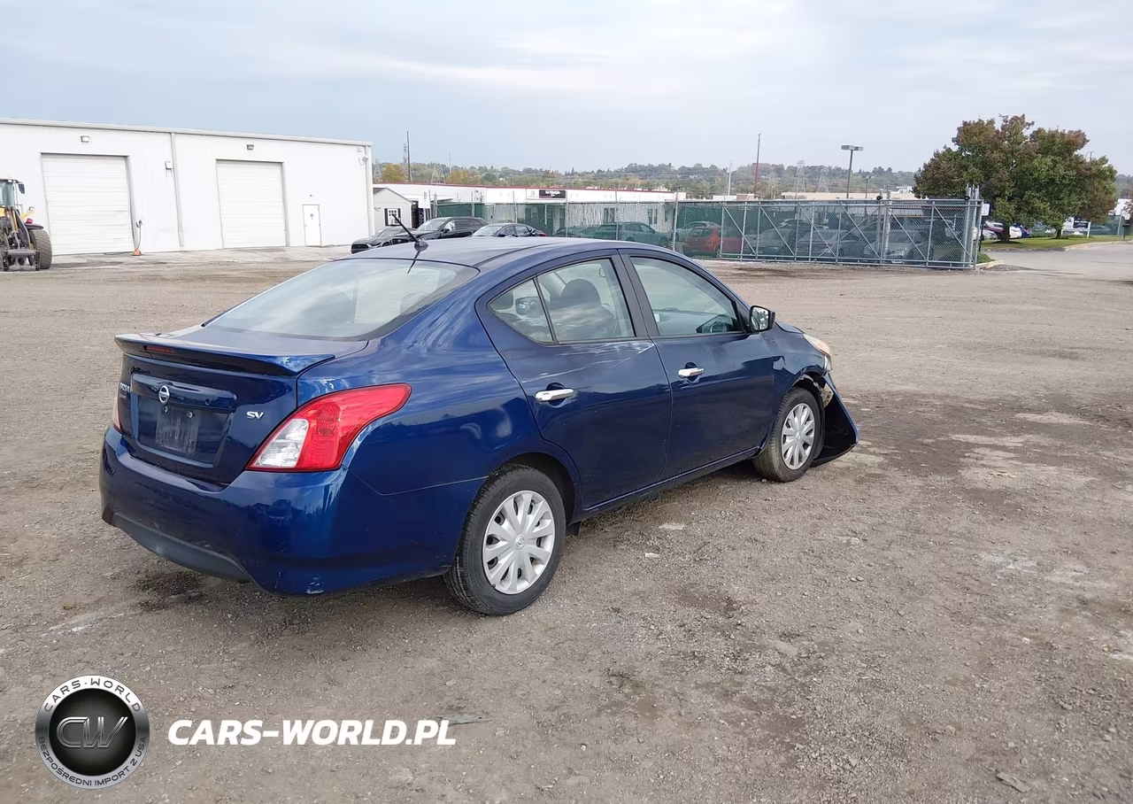 2018 Nissan Versa VIN:3N1CN7AP1JL813096 - 4