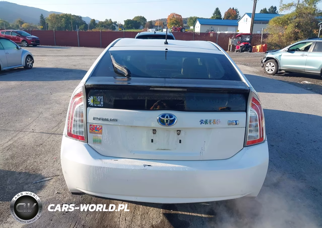 2012 Toyota Prius Two VIN:JTDKN3DU4C5412244 - 16