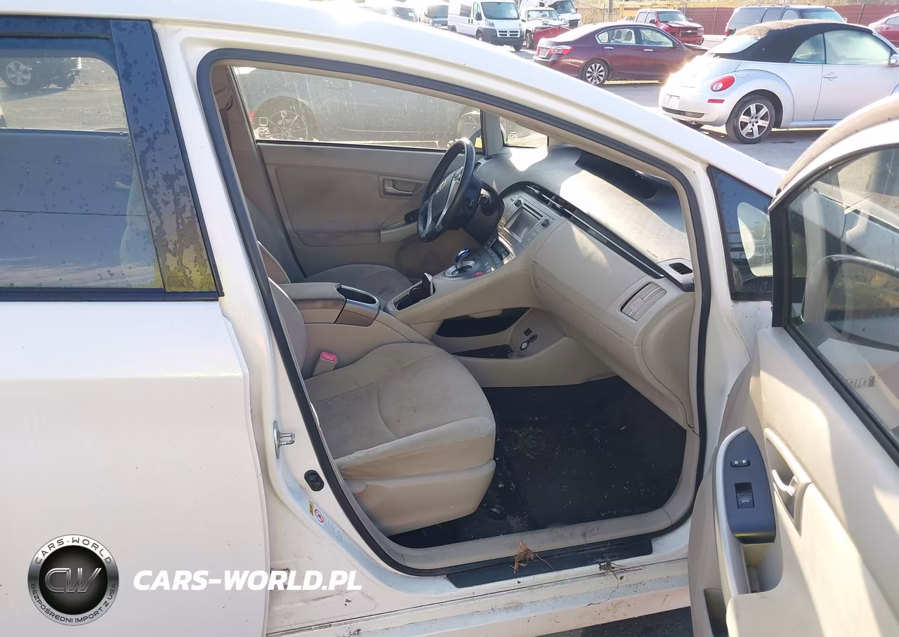 2012 Toyota Prius Two VIN:JTDKN3DU4C5412244 - 5