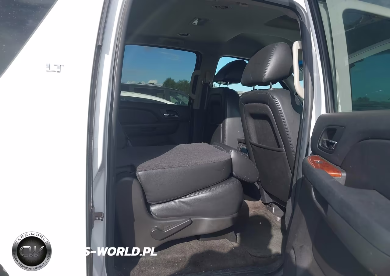 2014 Chevrolet Suburban 1500 Lt VIN:1GNSCJE09ER209696 - 8