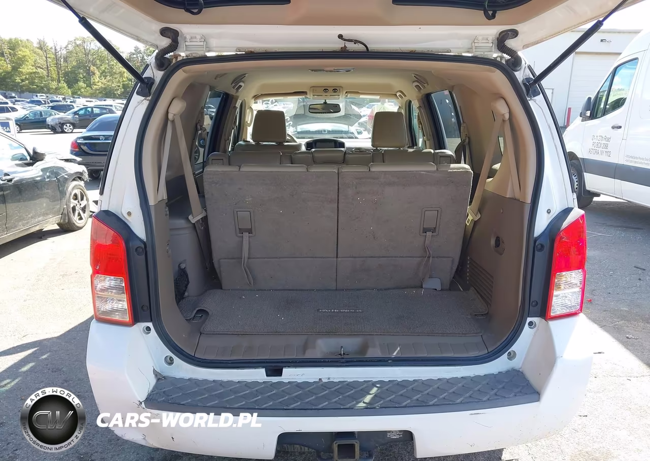 2011 Nissan Pathfinder Silver VIN:5N1AR1NB2BC611333 - 18