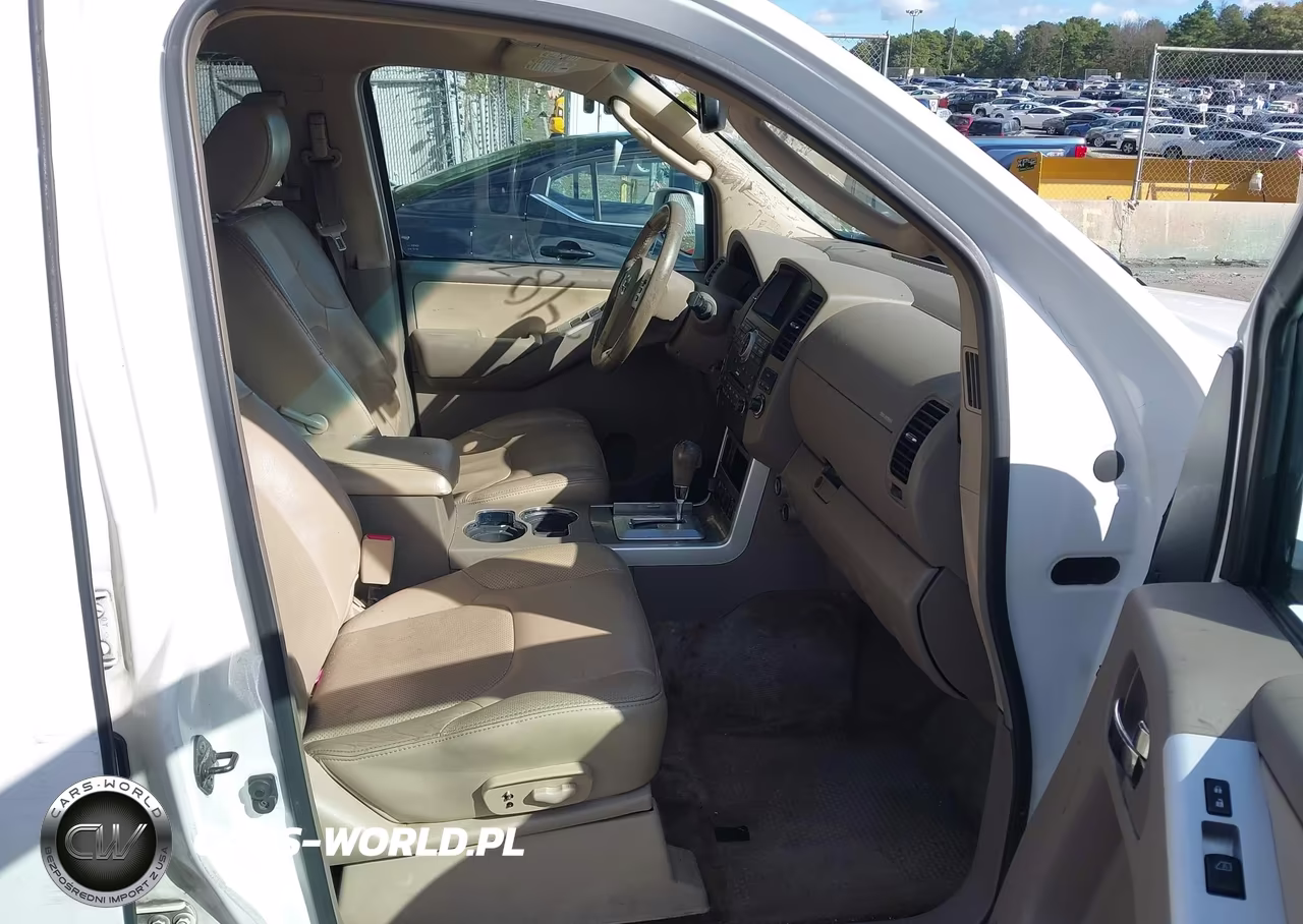 2011 Nissan Pathfinder Silver VIN:5N1AR1NB2BC611333 - 5