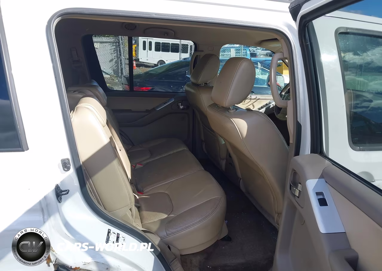 2011 Nissan Pathfinder Silver VIN:5N1AR1NB2BC611333 - 8