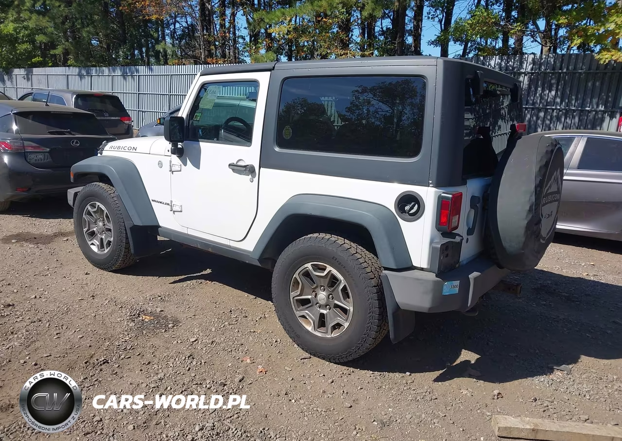 2013 Jeep Wrangler Rubicon VIN:1C4BJWCG4DL569066 - 3