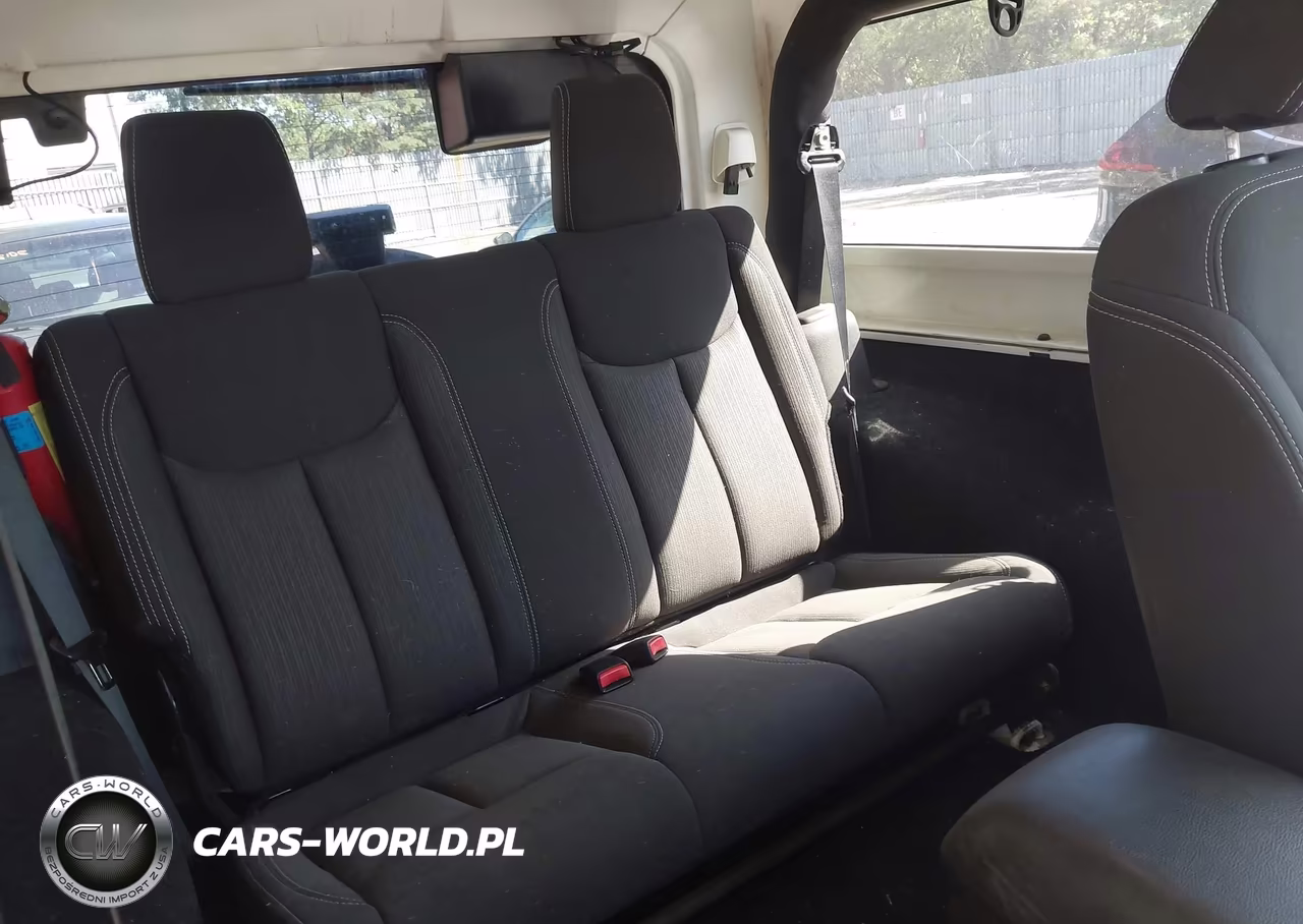 2013 Jeep Wrangler Rubicon VIN:1C4BJWCG4DL569066 - 8