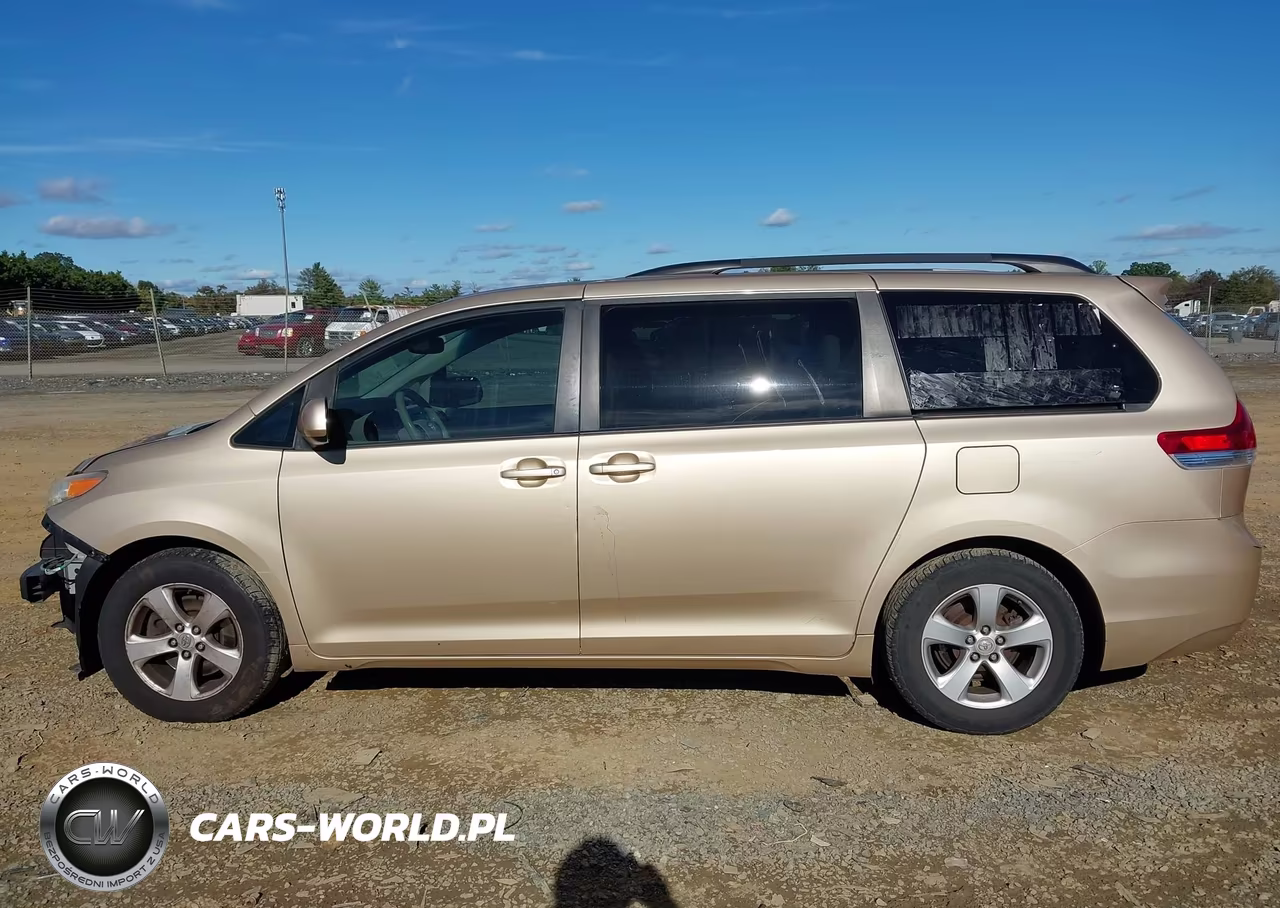 2012 Toyota Sienna Le V6 8 Passenger VIN:5TDKK3DC5CS188914 - 15