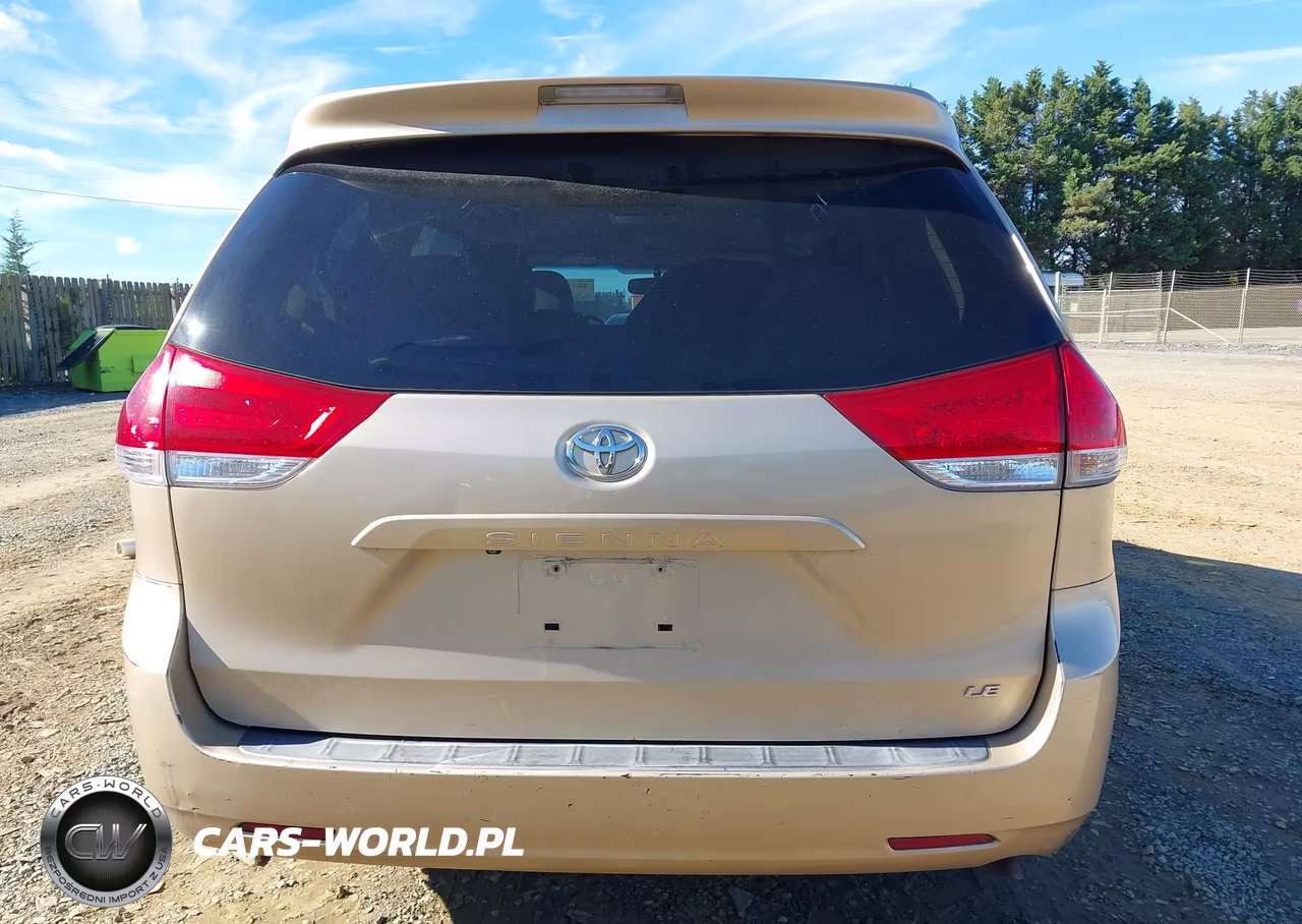 2012 Toyota Sienna Le V6 8 Passenger VIN:5TDKK3DC5CS188914 - 17